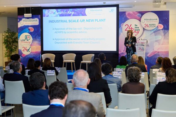 Celia Morales en Mikrobiomik Investor's day Celia Morales en Mikrobiomik Investor's day